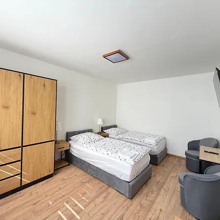 公寓 Apartmanovy Kosticka 7 *